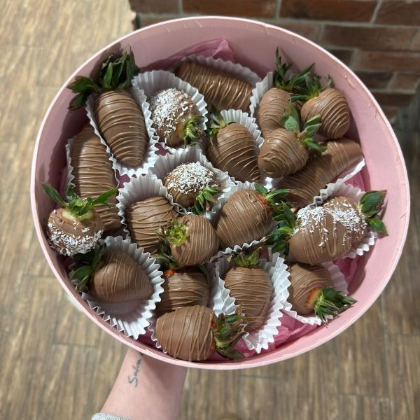 Бокс с клубникой в шоколаде Бокс с клубникой в шоколаде
